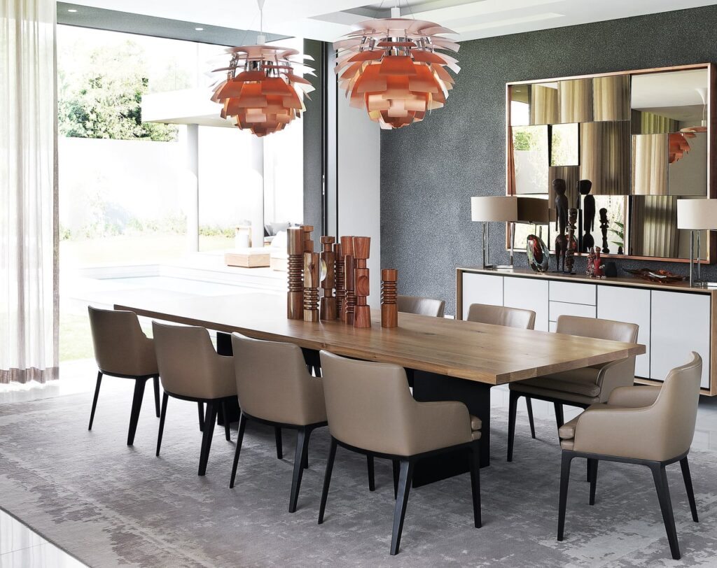 جلسات خارجية مريحة في فيلا عامرات مع إطلالة طبيعية خلابة.