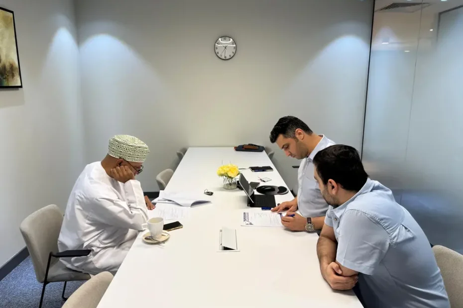 أضف طبقات البناء البيت: الحصول على ترخيص قانوني في مسقط